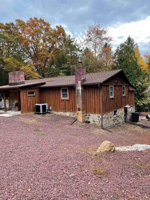 Cozy Log Cabin In Jim Thorpe Exterior foto