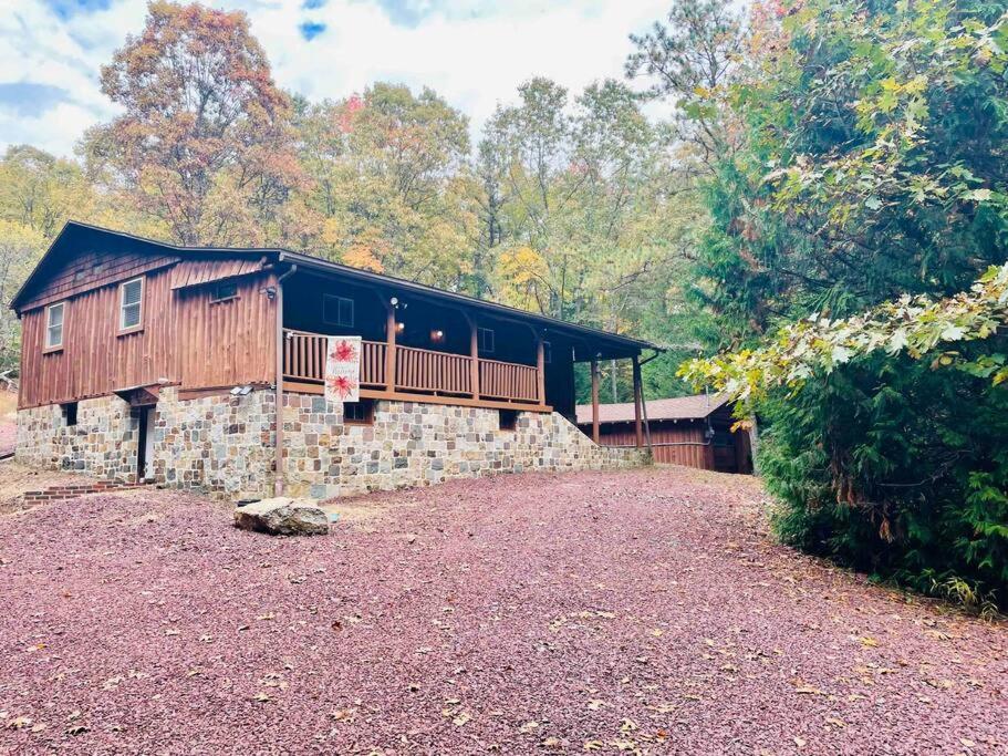 Cozy Log Cabin In Jim Thorpe Exterior foto